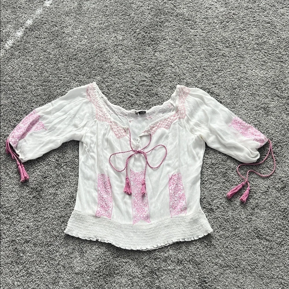 Women’s White and Pink Embroidered Boho Peasant Blouse w/ Pink Cord Ties Size M